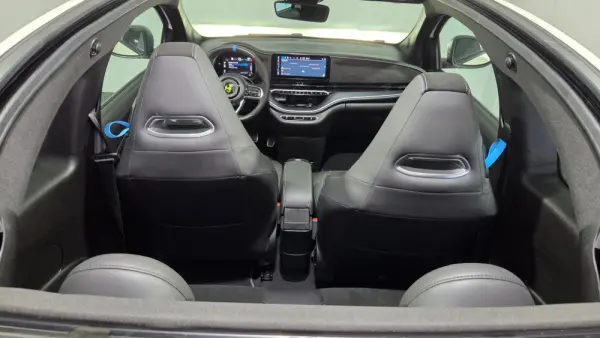 Abarth 500e C Scorpionissima 11