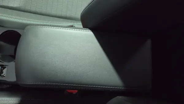 Peugeot 208 1.2 PureTech Allure Pack 31