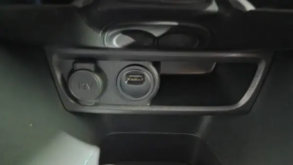 Peugeot 2008 PureTech 130 Stop&Start Allure 28