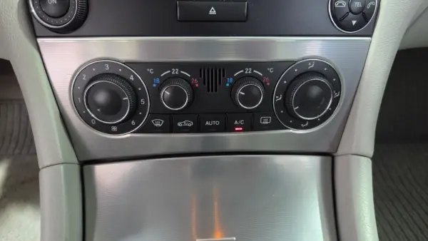 Mercedes-Benz C 180 Sport Coupé K Evolution 23