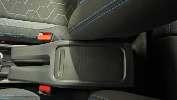 Peugeot 2008 PureTech 130 Stop&Start Allure 30