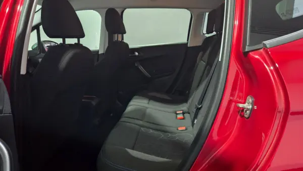 Peugeot 2008 PureTech 130 Stop&Start Allure 14