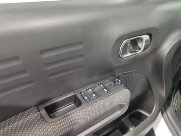 Citroën C3 Aircross 1.2 PureTech Feel Pack 31