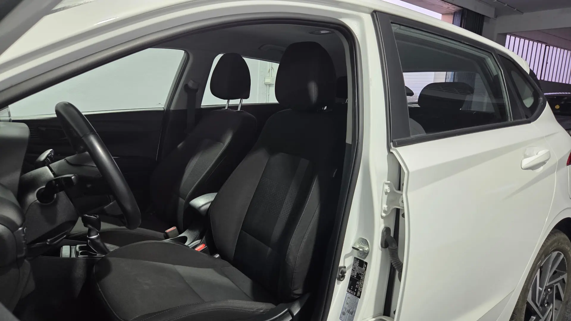 Hyundai i20 1.0 T-GDI Style Plus 12