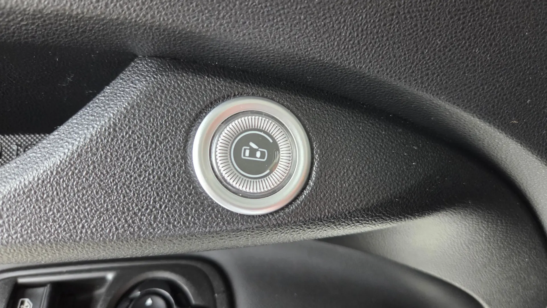 Abarth 500e C Scorpionissima 42