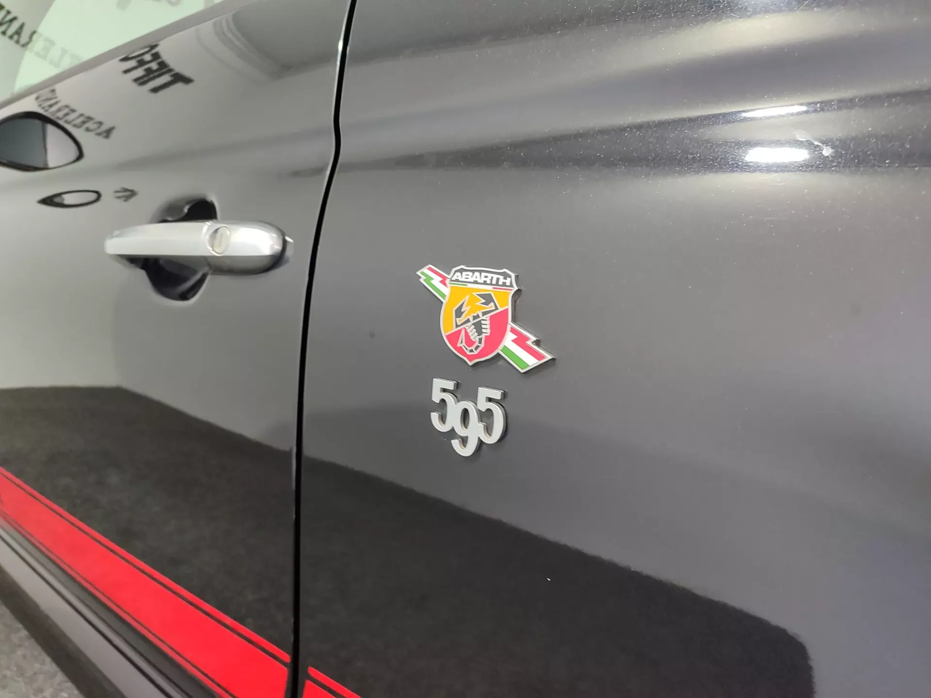 Abarth 595C 1.4 T-Jet Turismo 11