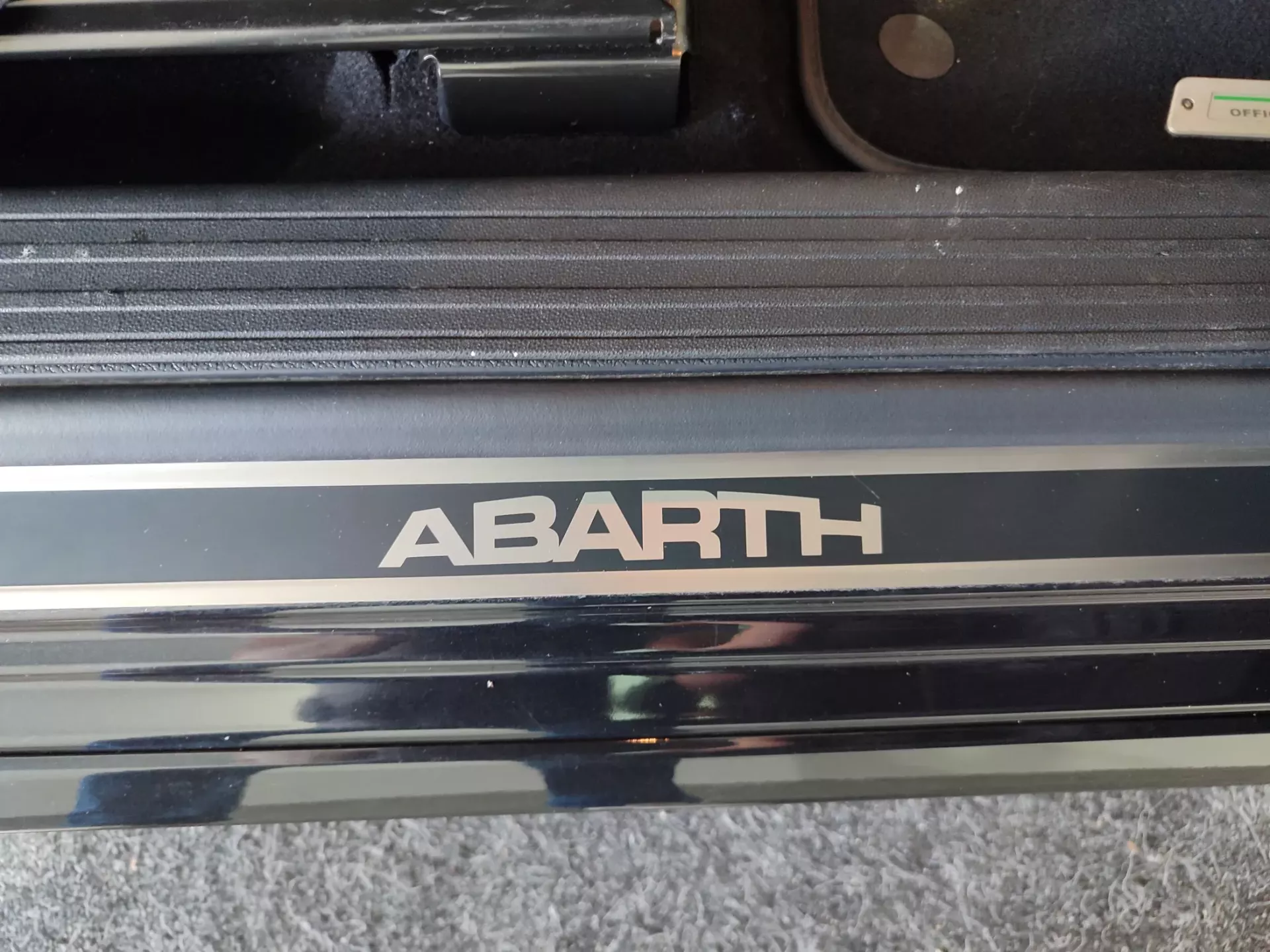 Abarth 595C 1.4 T-Jet Turismo 19