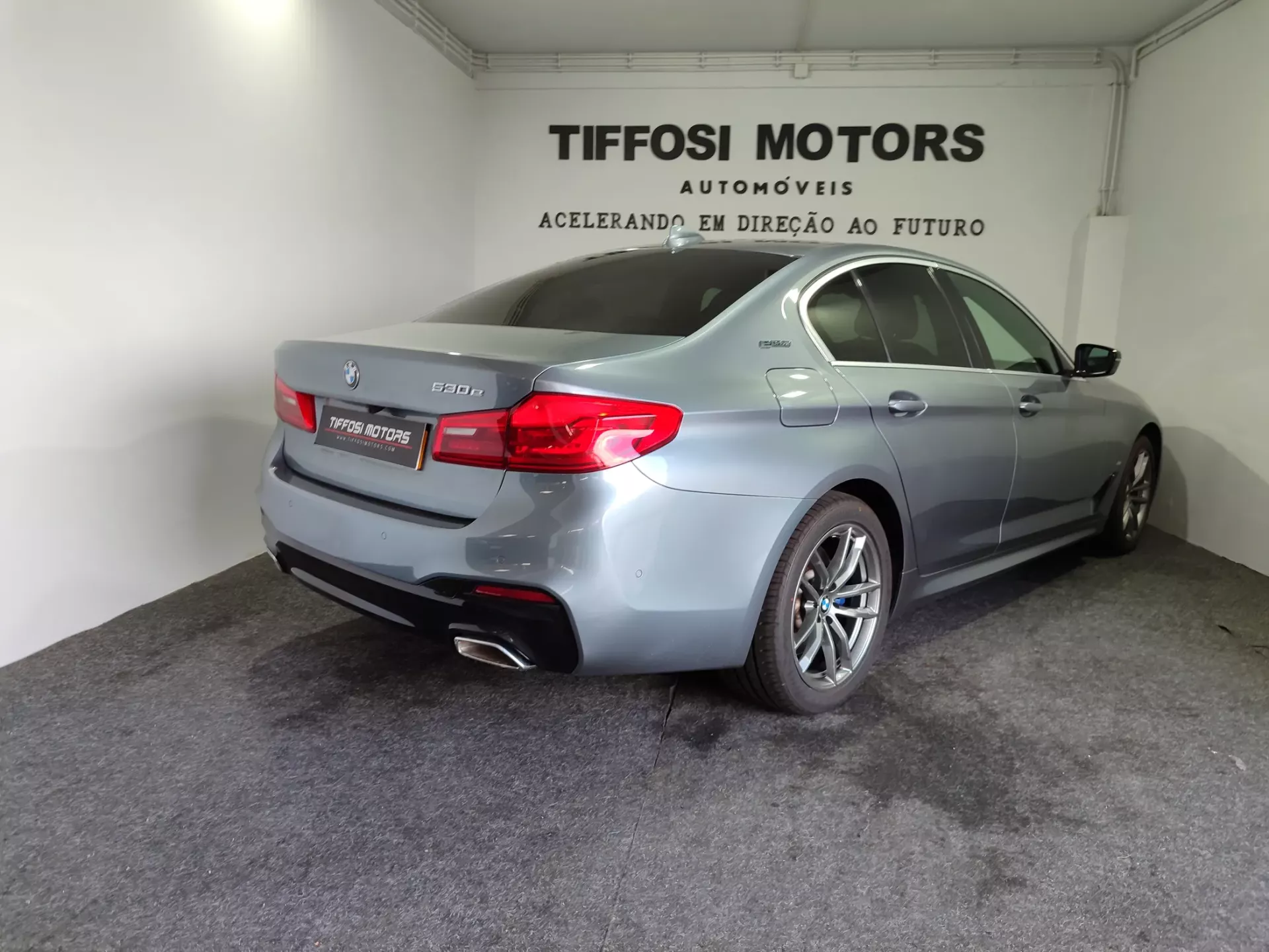 BMW 530 e iPerformance Pack M 6