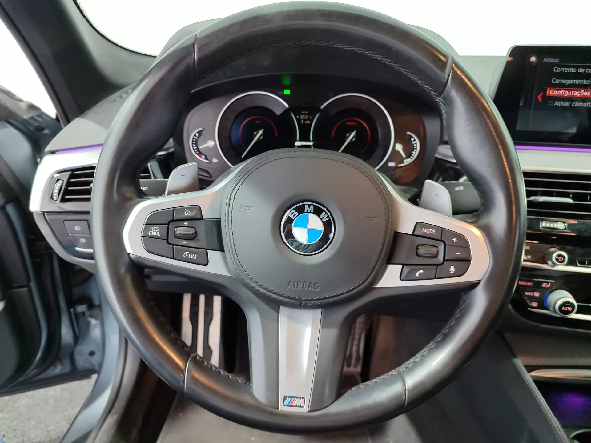 BMW 530 e iPerformance Pack M 21