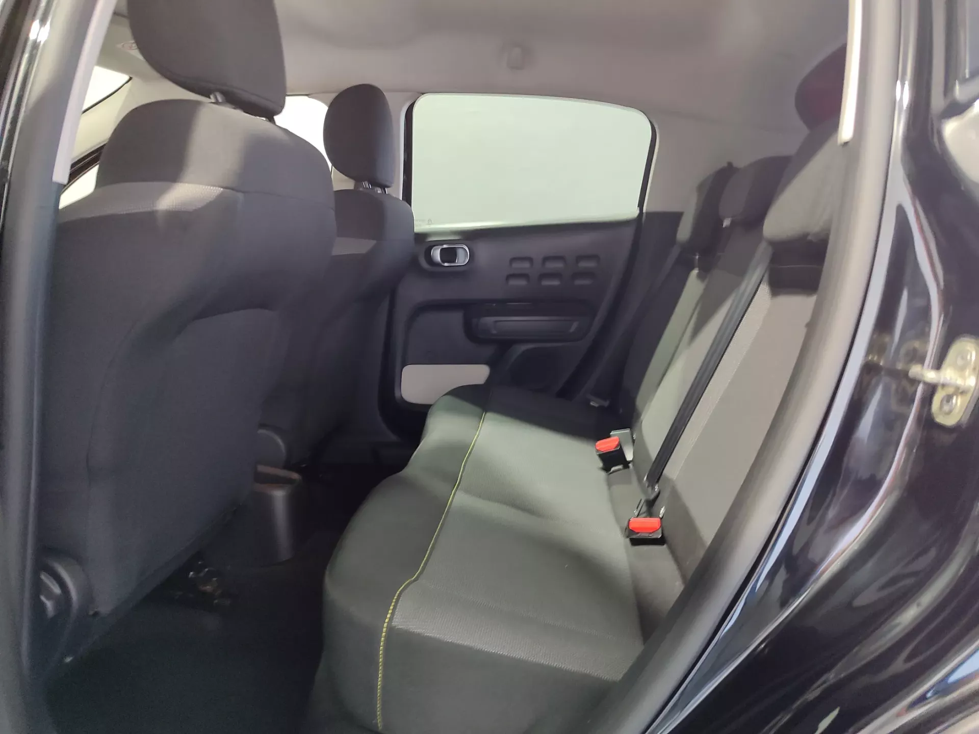 Citroën C3 1.2 PureTech Shine 14