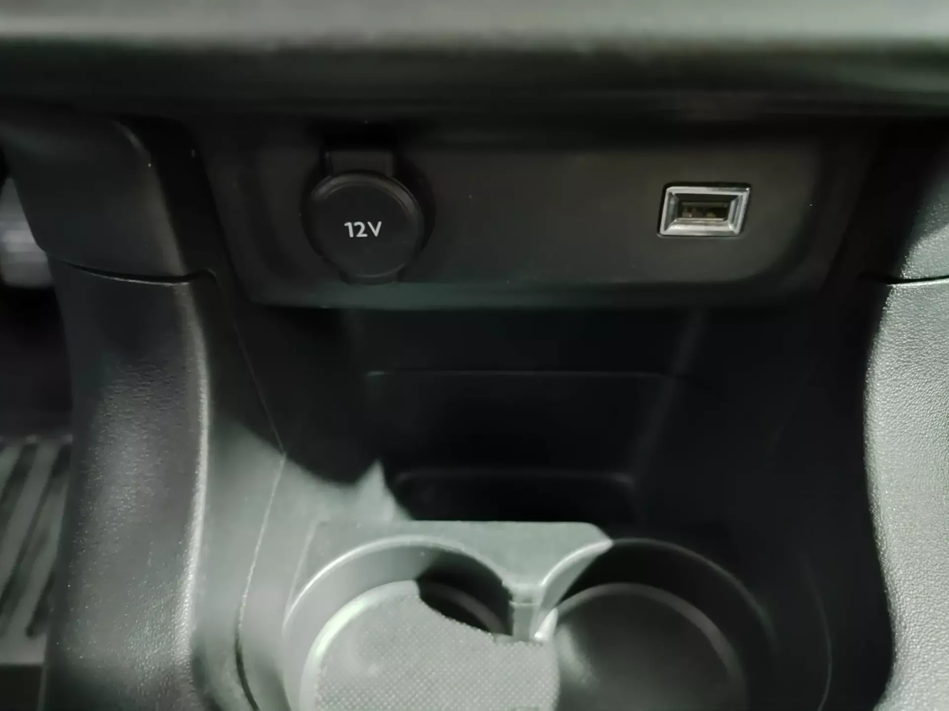 Citroën C3 1.2 PureTech Shine 26