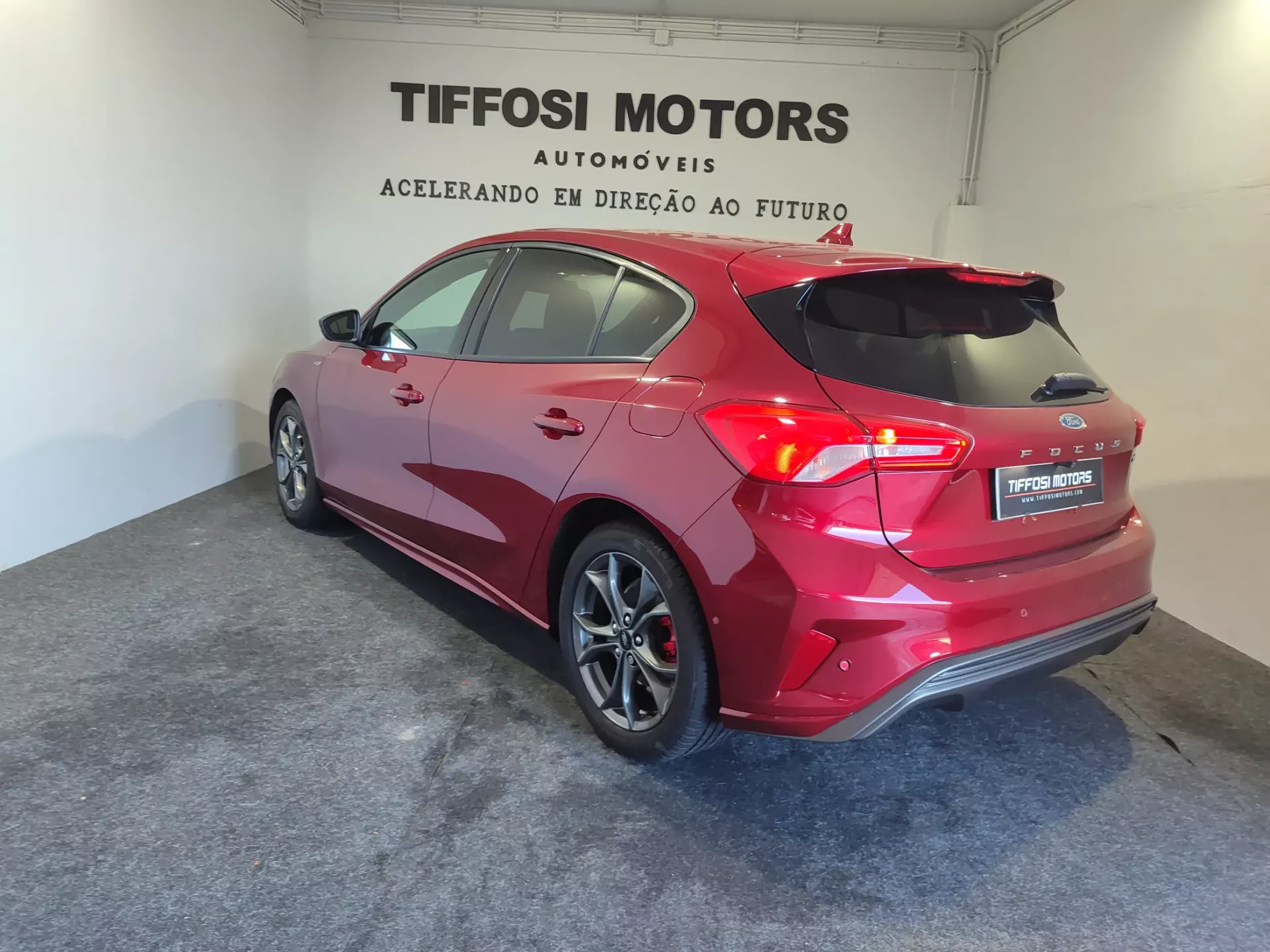 Ford Focus 1.0 EcoBoost ST-Line 7