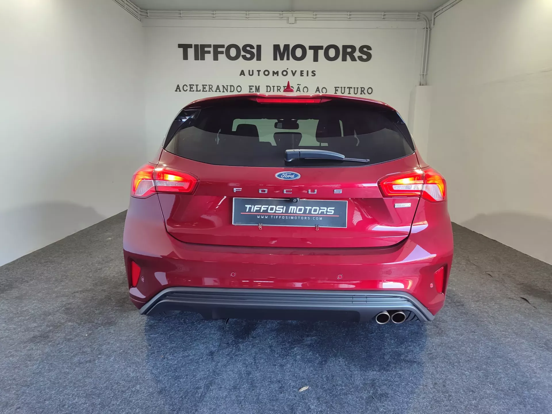 Ford Focus 1.0 EcoBoost ST-Line 8