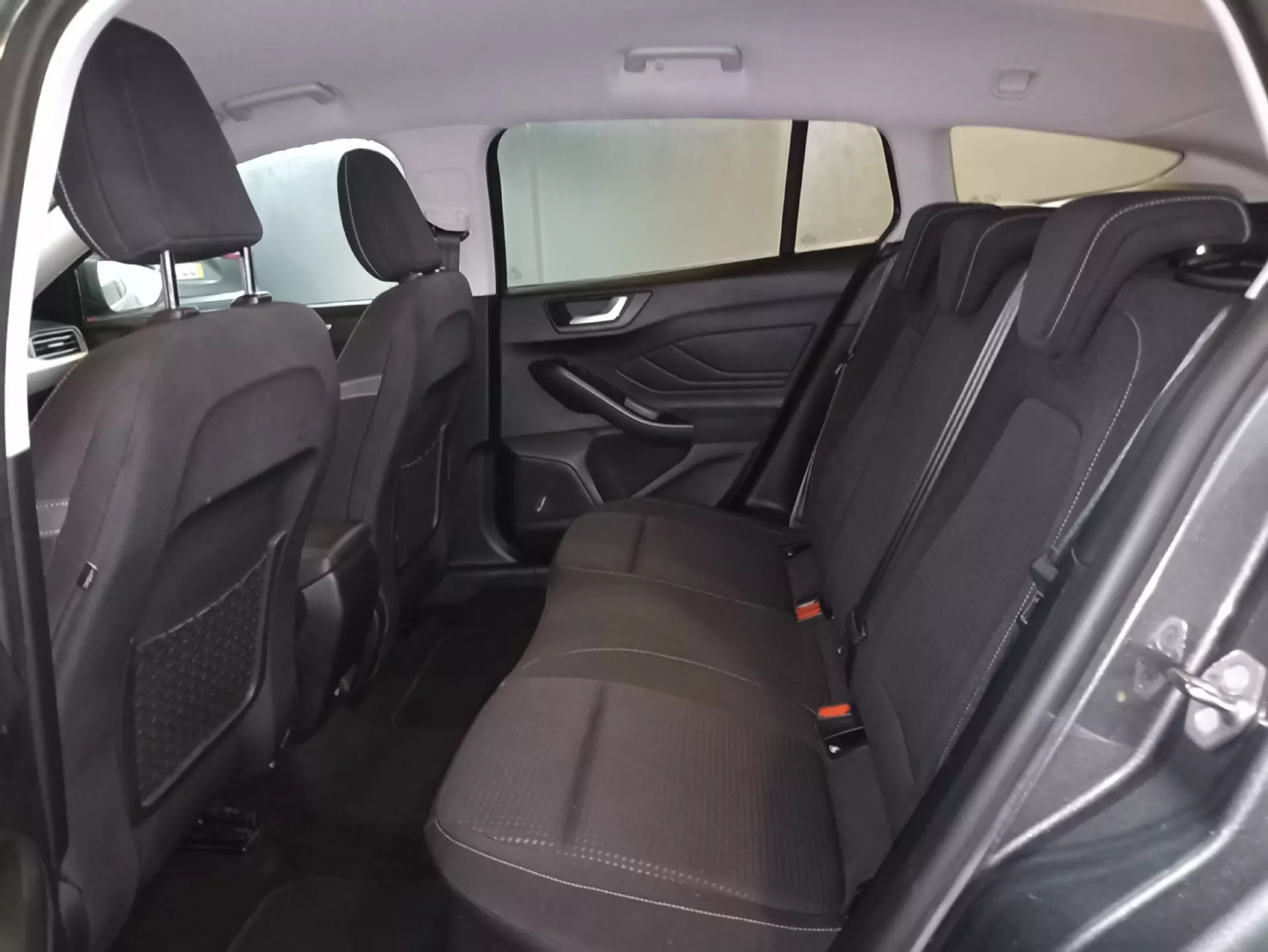 Ford Focus SW 1.5 TDCi EcoBlue Titanium 12