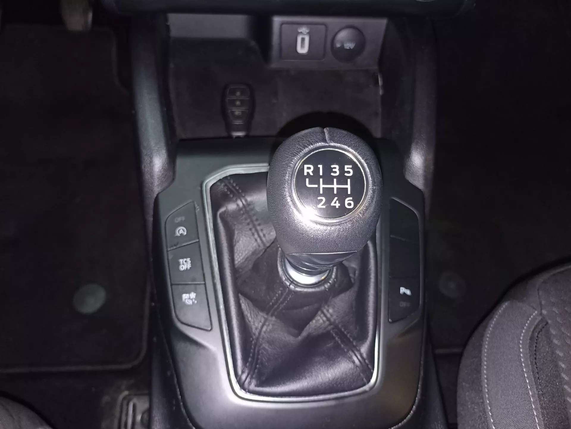 Ford Focus SW 1.5 TDCi EcoBlue Titanium 27