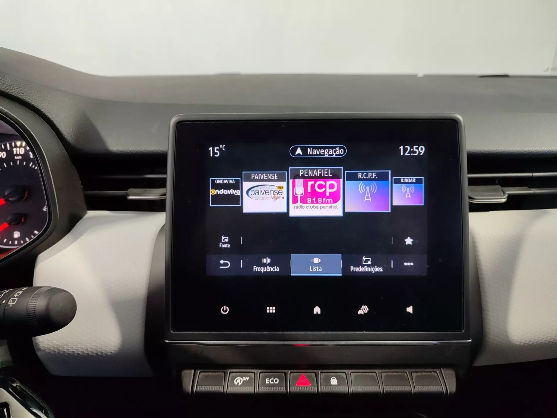 Renault Clio 1.0 TCe Techno Bi-Fuel 23