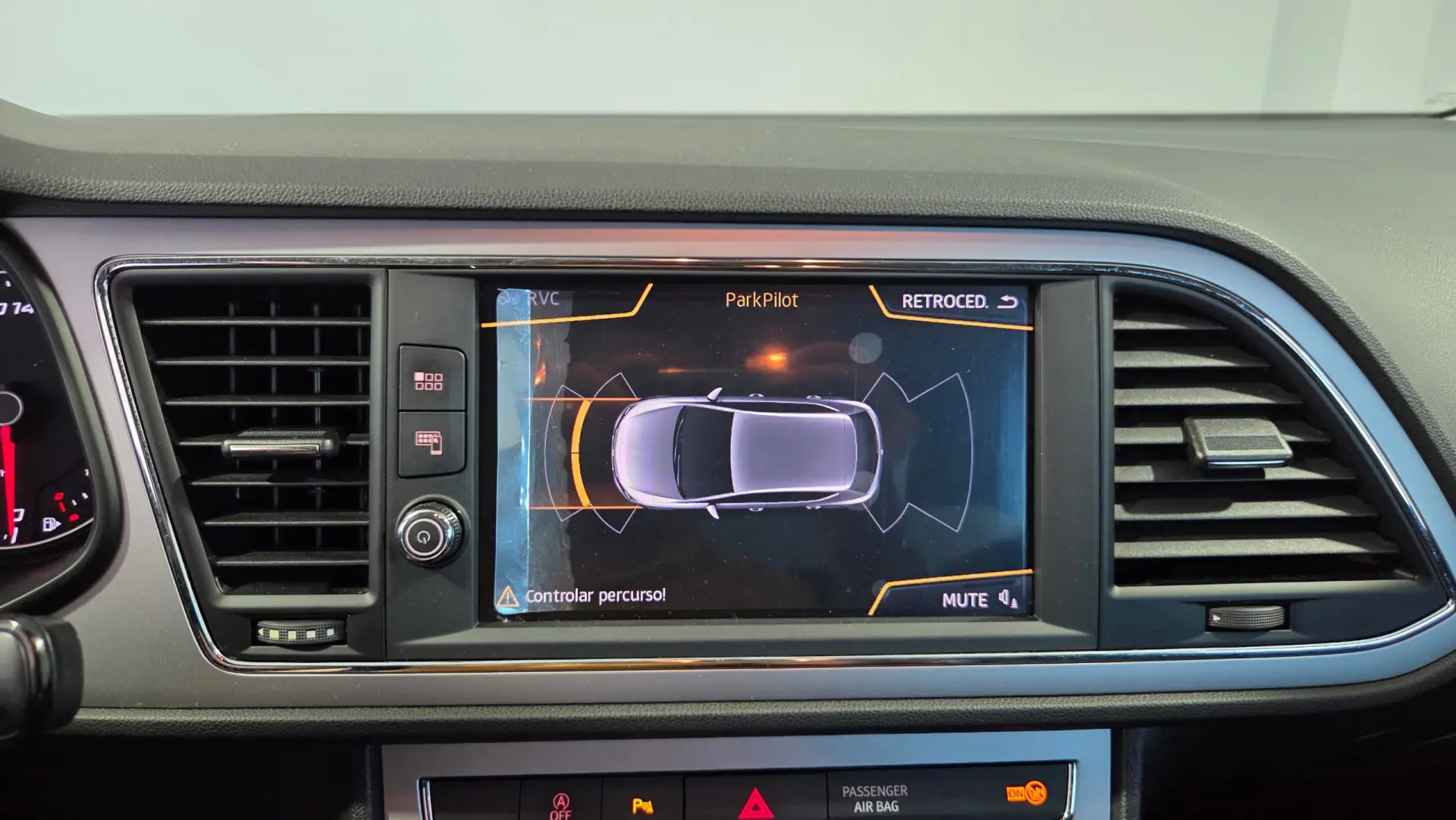 SEAT Leon 1.6 TDI Style S/S 23