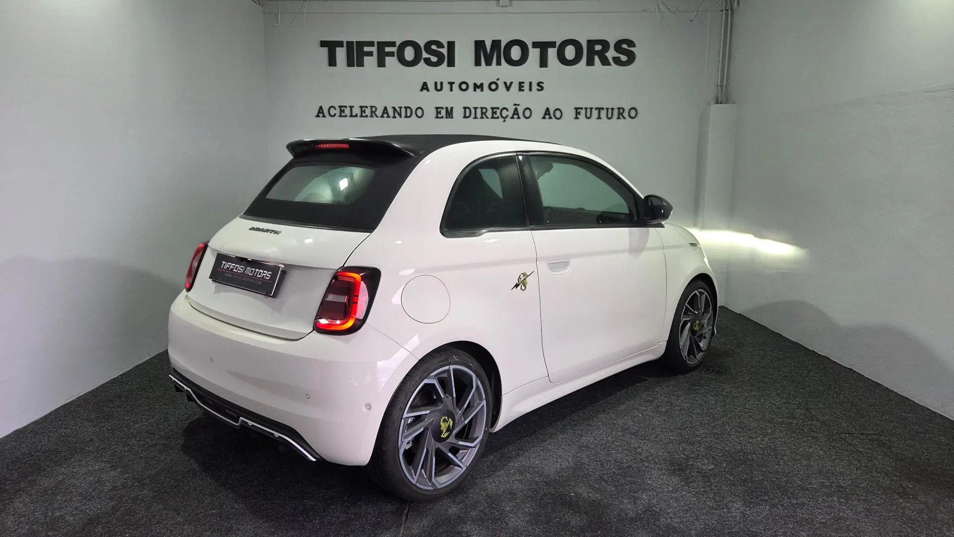 Abarth 500e C Scorpionissima 7