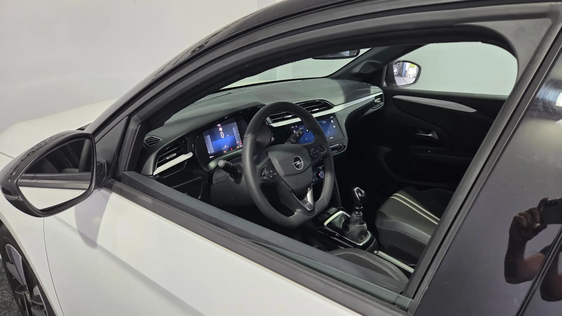 Opel Corsa 1.2 Direct Injection Turbo S&S GS 11