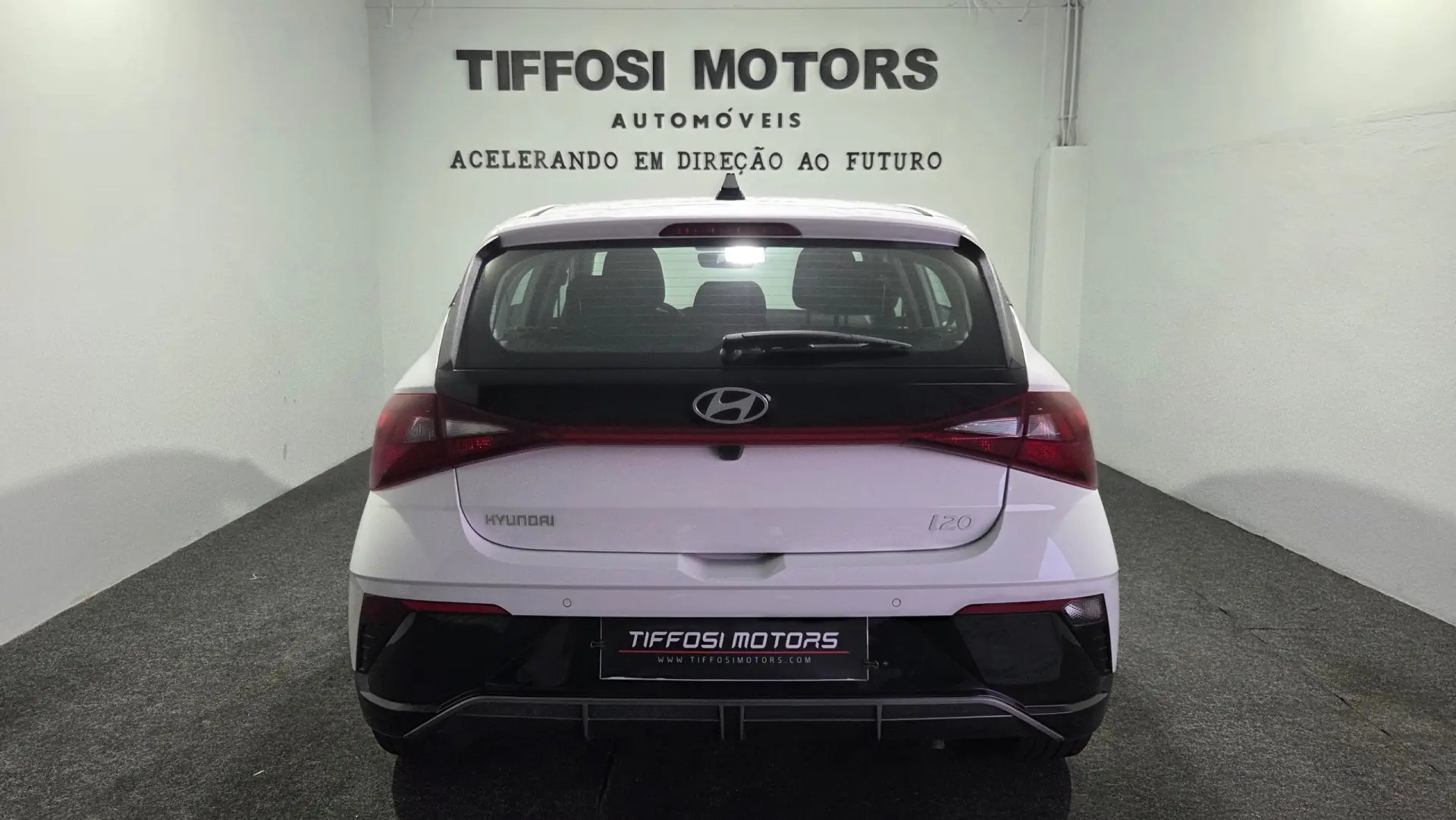 Hyundai i20 1.0 T-GDI Style Plus 8