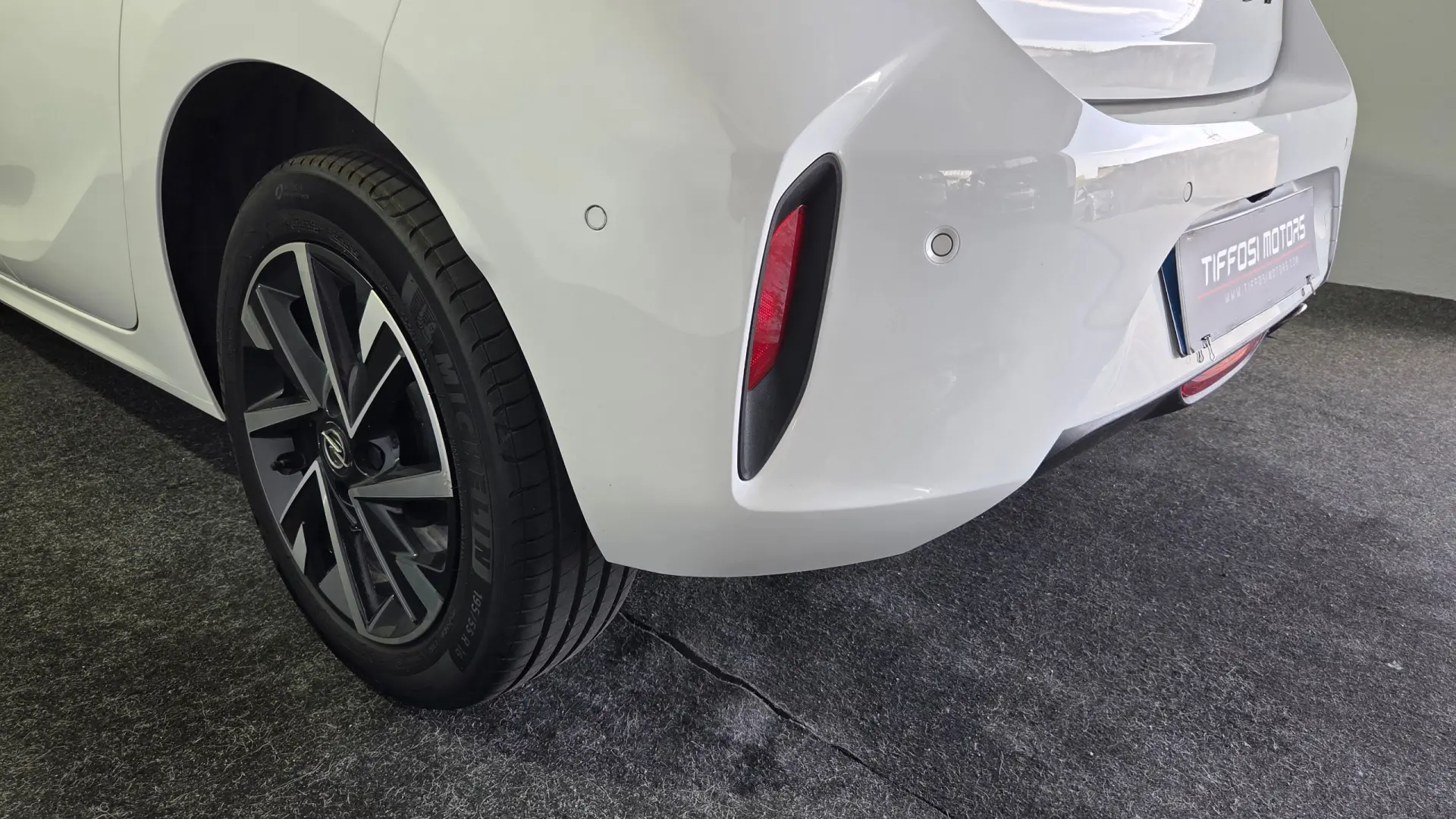 Opel Corsa 1.2 Direct Injection Turbo S&S GS 10