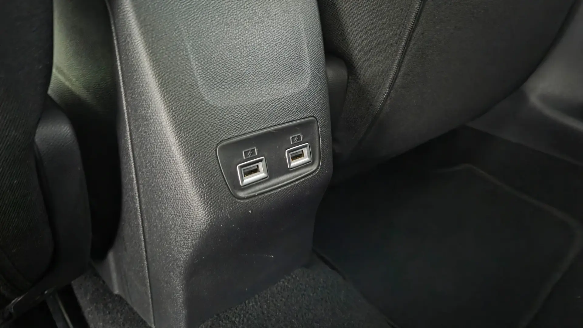 Peugeot 208 1.2 PureTech Allure Pack 16