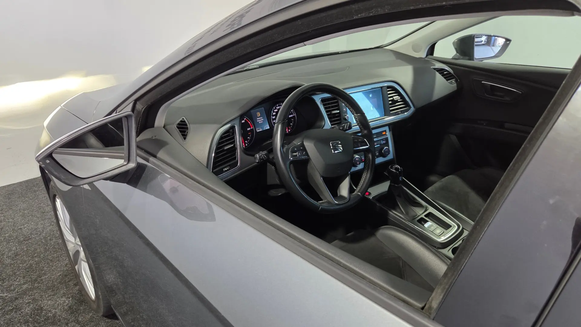 SEAT Leon 1.6 TDI Style S/S 11