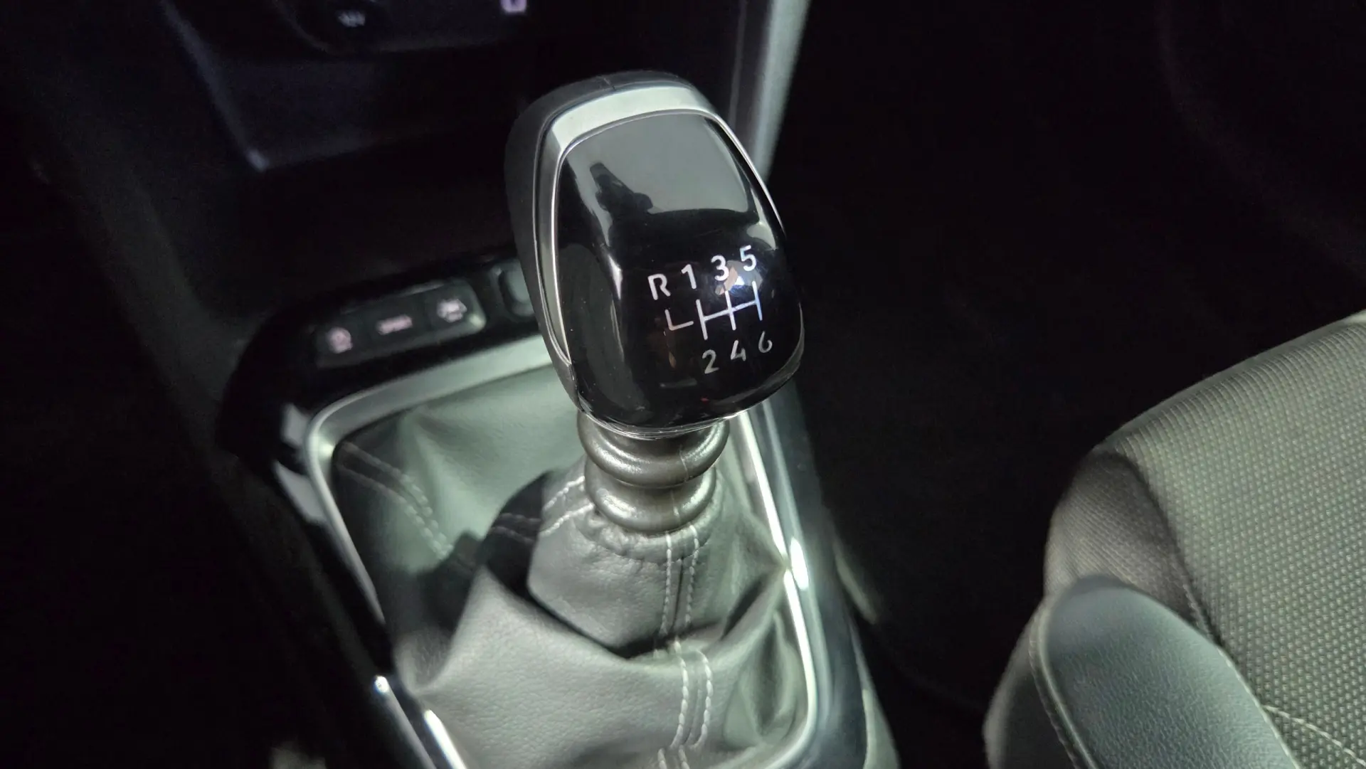 Opel Corsa 1.2 Direct Injection Turbo S&S GS 29