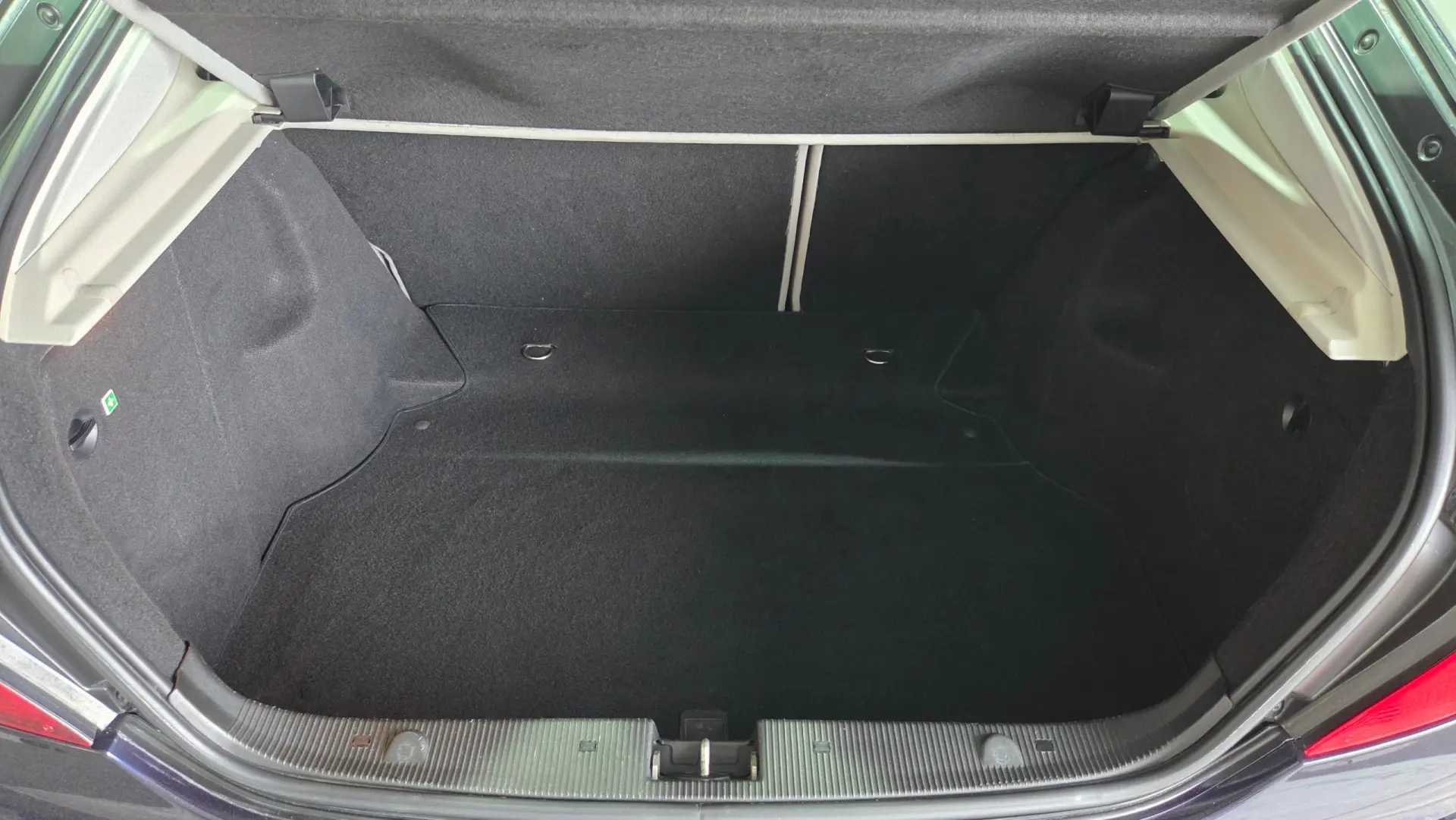 Mercedes-Benz C 180 Sport Coupé K Evolution 33