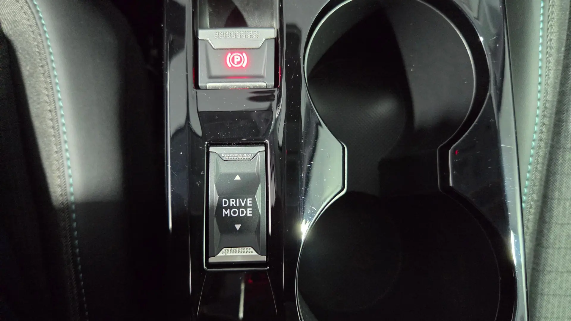 Peugeot 208 1.2 PureTech Allure Pack 30