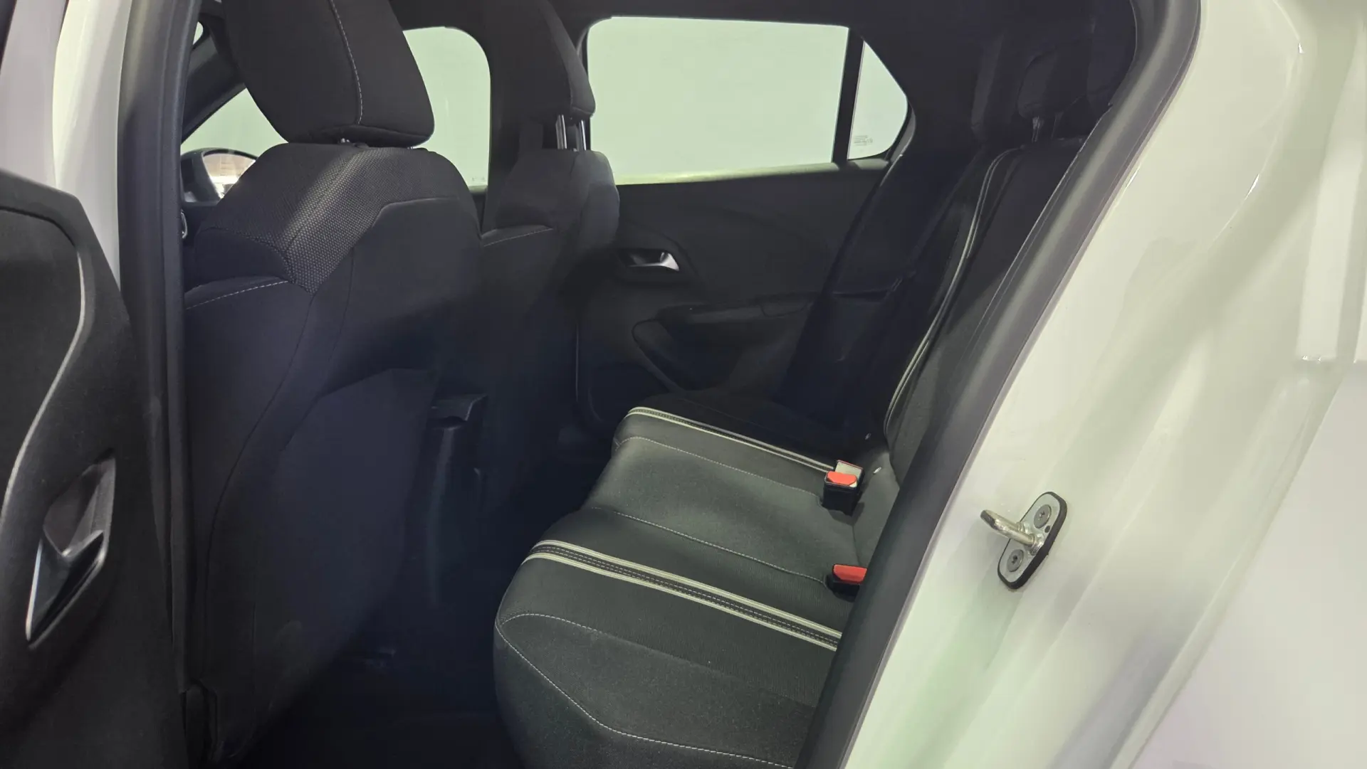 Opel Corsa 1.2 Direct Injection Turbo S&S GS 14