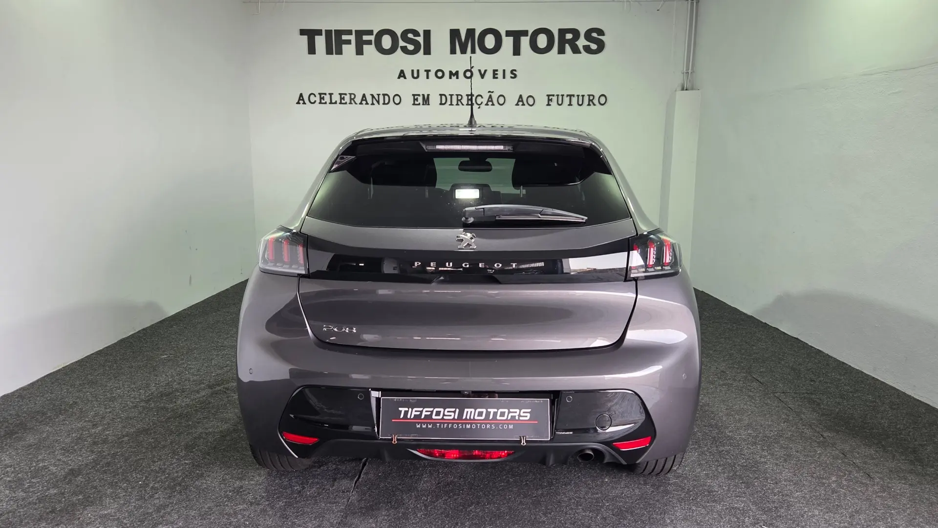 Peugeot 208 1.2 PureTech Allure Pack 8