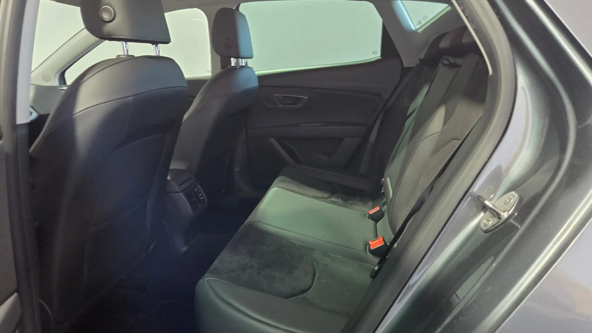 SEAT Leon 1.6 TDI Style S/S 14