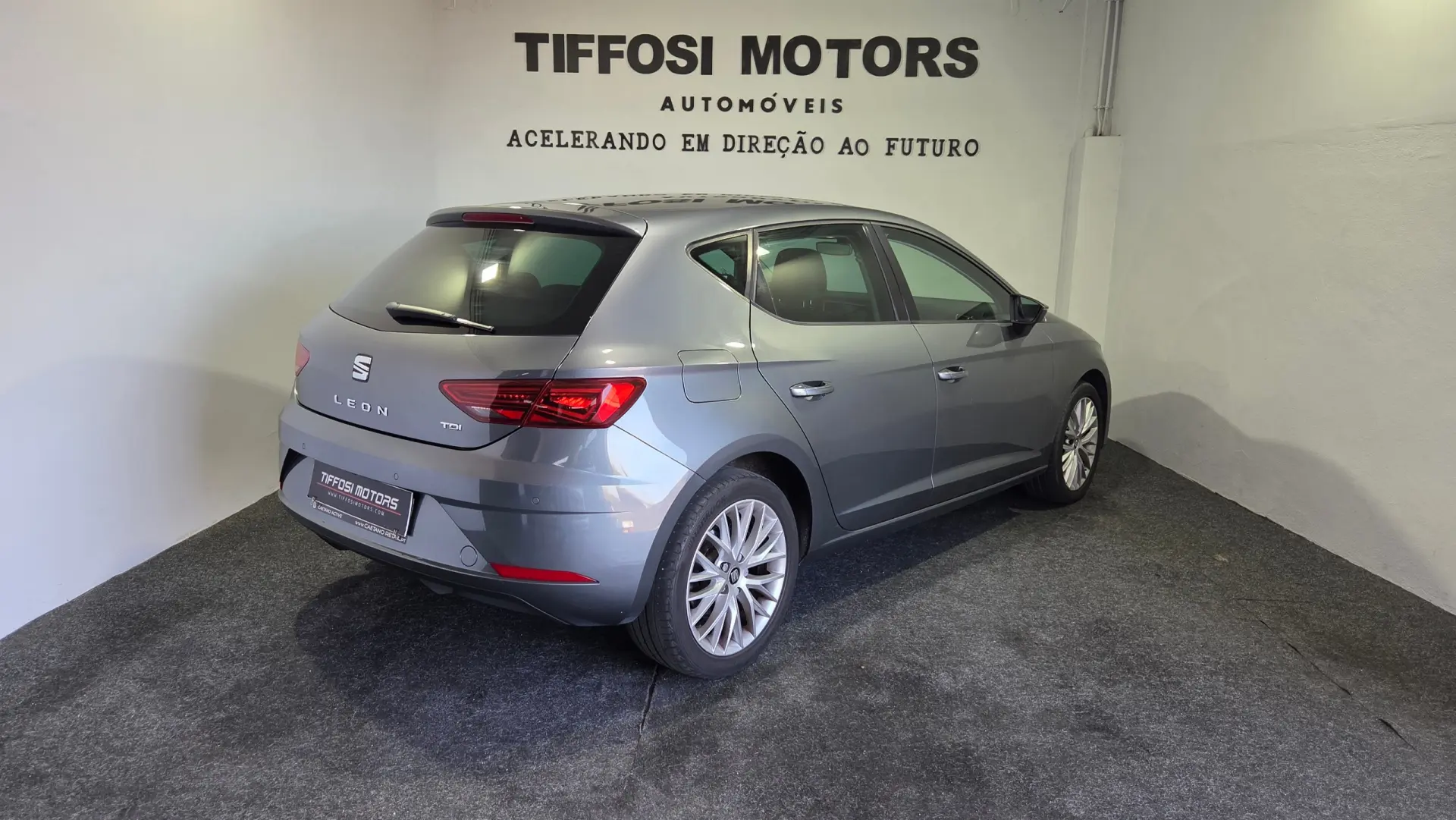 SEAT Leon 1.6 TDI Style S/S 6