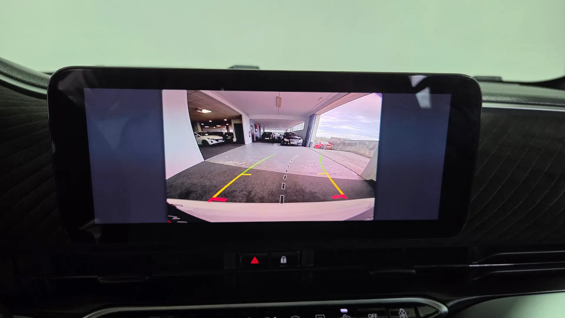 Abarth 500e C Scorpionissima 24