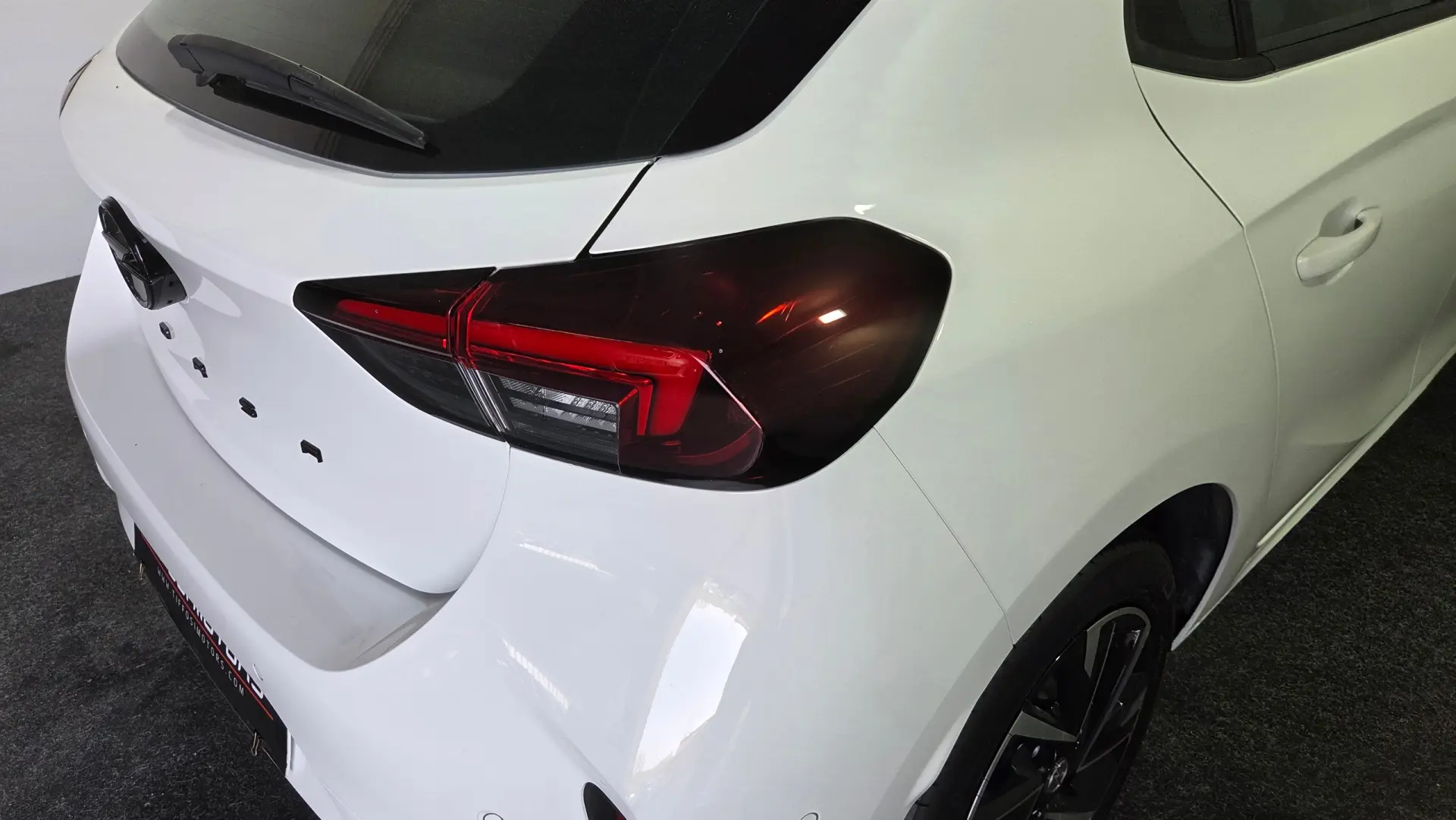 Opel Corsa 1.2 Direct Injection Turbo S&S GS 9