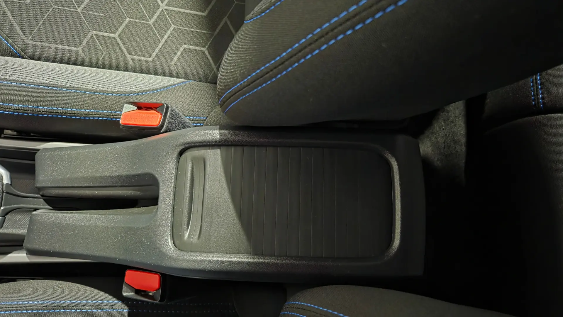 Peugeot 2008 PureTech 130 Stop&Start Allure 30