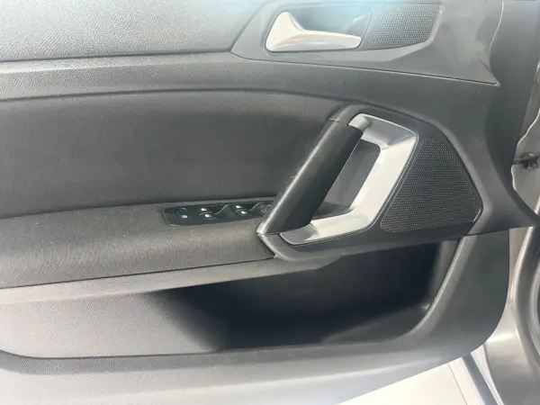 Peugeot 308 SW Active Pack 1.6 CX Aut. 8