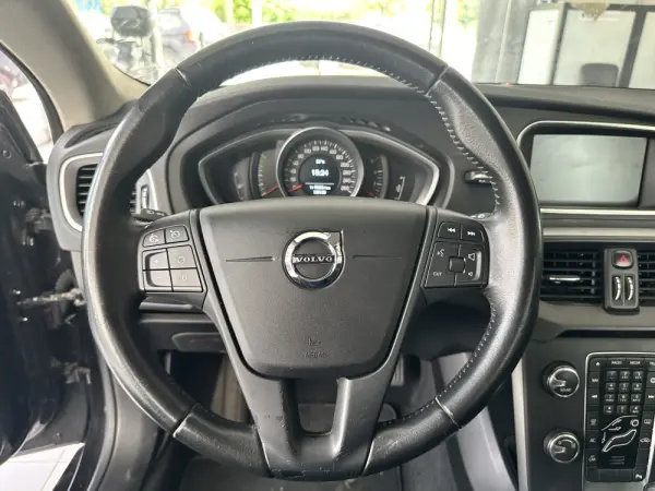 Volvo V40 2.0 D2 Kinetic 10