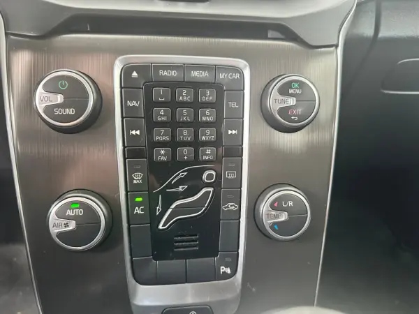 Volvo V40 Cross Country 21