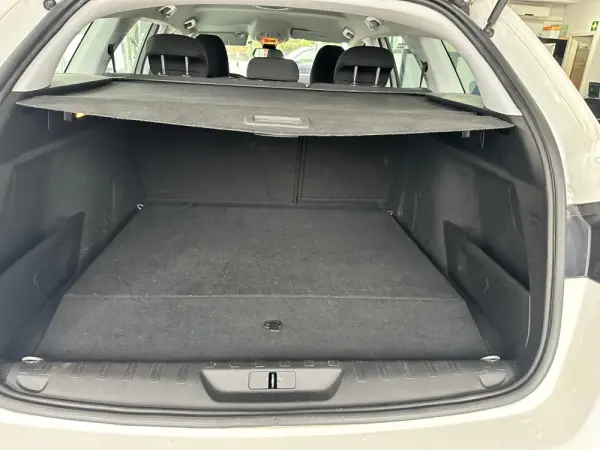 Peugeot 308 SW 1.5 BlueHDi Active Pack 28