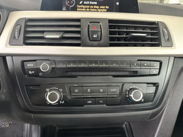 BMW 318 d GT 2.0 Aut. 23