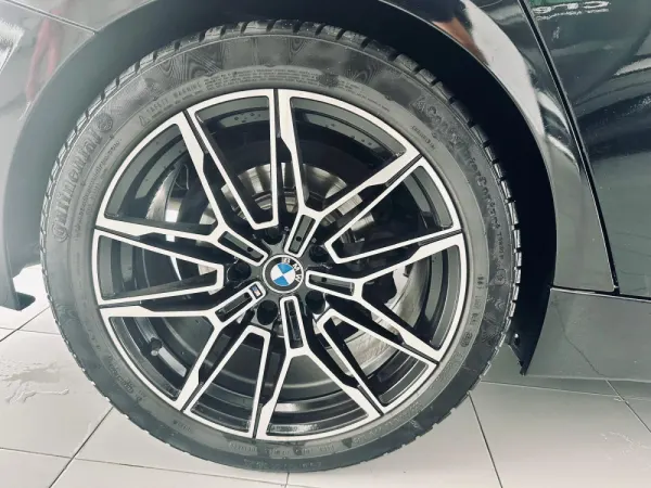 BMW 320 d Touring EfficientDynamics Line Sport Auto 29