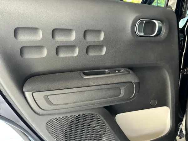 Citroën C3 Pure Tech 21