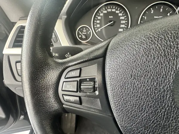 BMW 318 d GT 2.0 Aut. 15