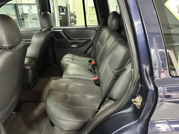 Jeep Grand Cherokee 3.1 TD Laredo 21