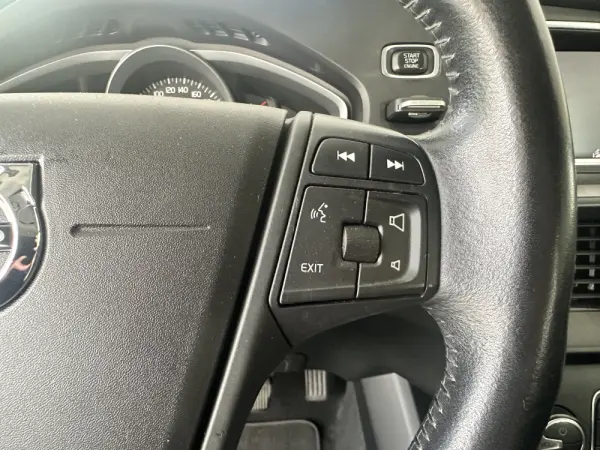 Volvo V40 2.0 D2 Kinetic 13