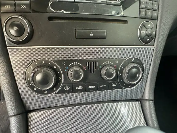 Mercedes-Benz CLK 200 Kompressor Cabrio - Nacional 14