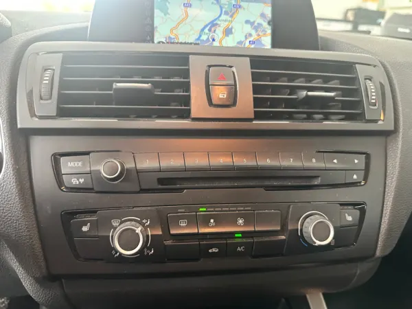 BMW 114 d Line Sport 18