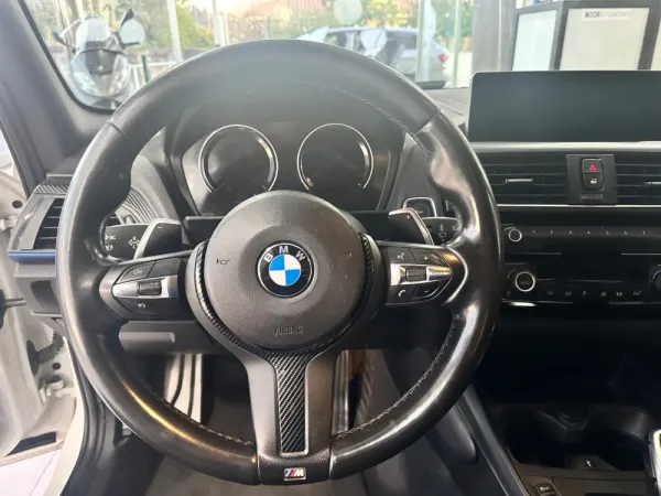 BMW 125 d Pack M 13